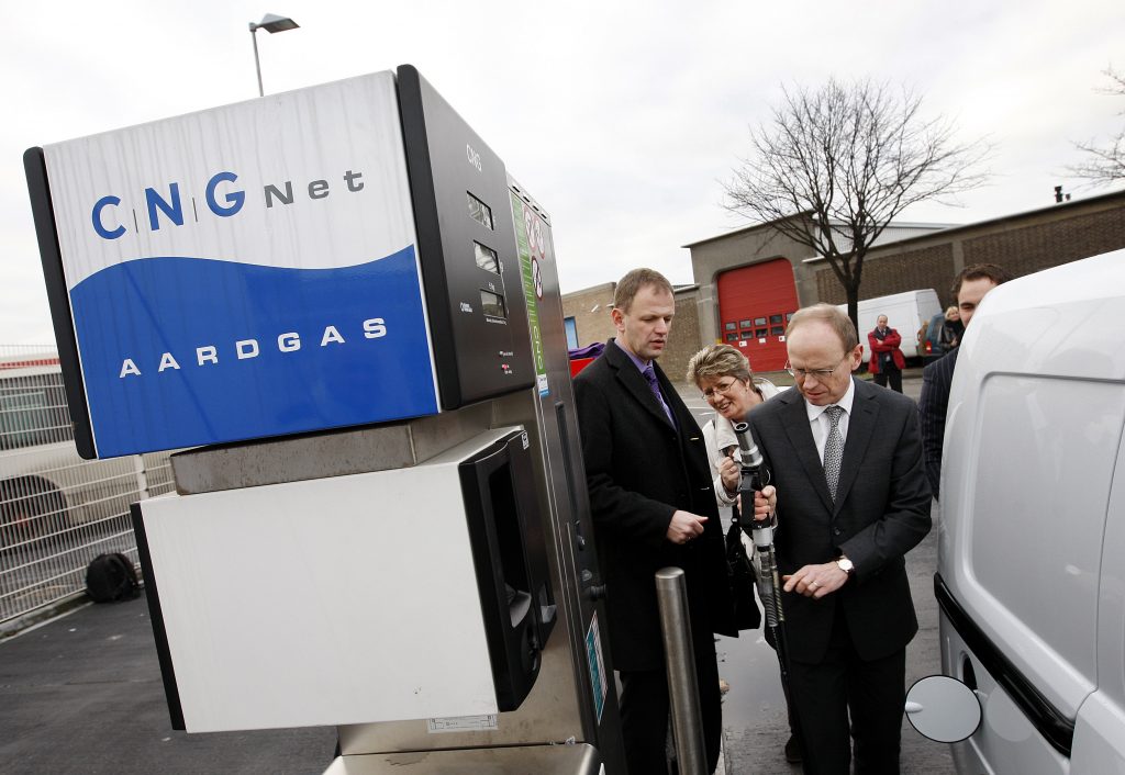 CNG aardgas vulpunt opening