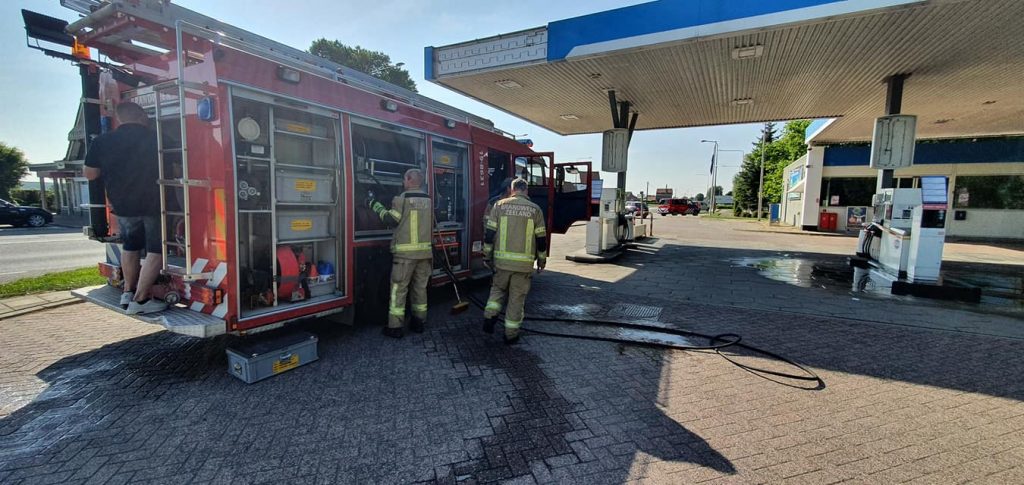 Brandweer Sluis Tamoil lekkage