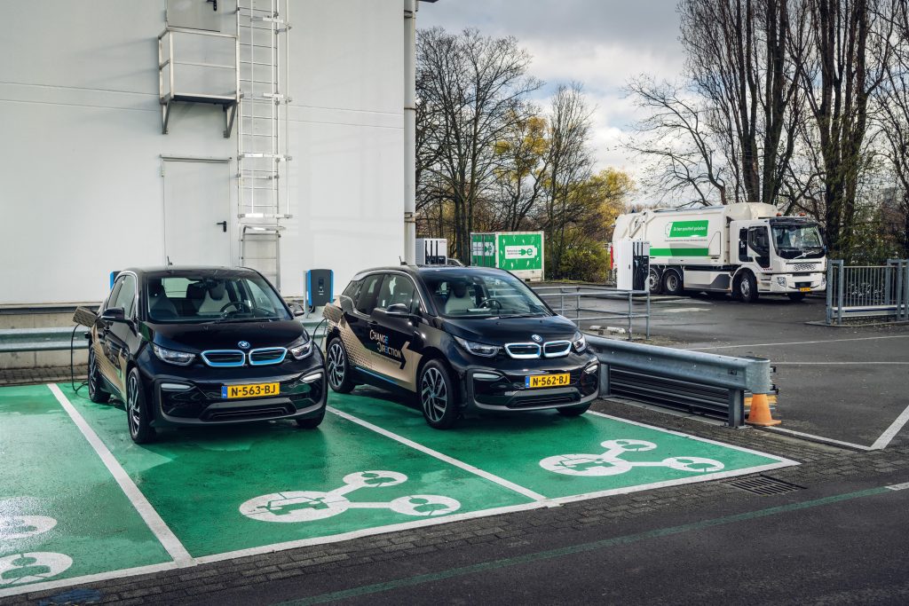 V2x pilot BMW Rotterdam en TotalEnergies