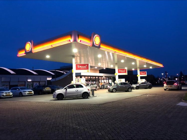 De Haan breidt netwerk uit met Shell-tankstation in Sommelsdijk