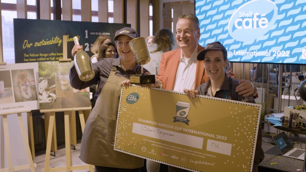 Shell-tankstation ‘Oeijenbraak’ Lierop wint Barista Cup met ‘Dirty Matcha’