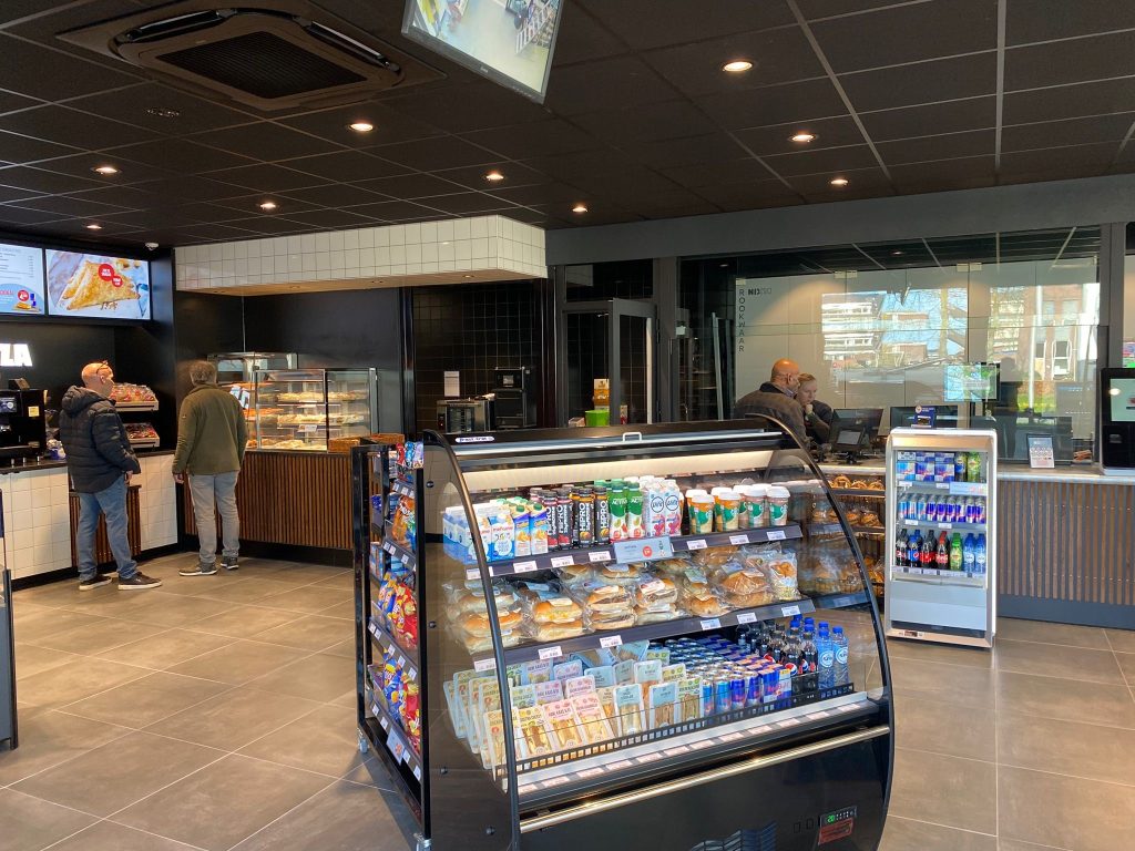 AVIA-tankstation Pijnacker nu Haan met Tony’s coffee & more: ‘Shop naar hoger horeca-niveau tillen’