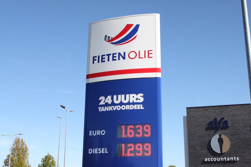 Na negen jaar gedoe, bouw tankstation Fieten Olie Doetinchem van start